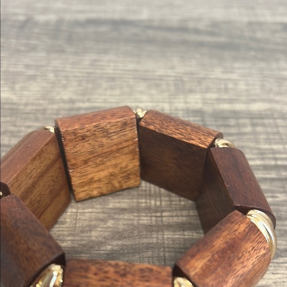 Piper K | Wooden Bracelet w/ Gold Accents ✨ - Picture 7 of 9